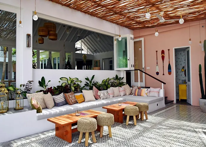 Kasianda House - Private With Culinary Team, Butlers And Mixologists Villa *