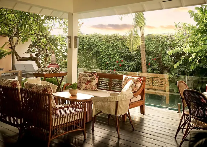 Kasianda House - Private With Culinary Team, Butlers And Mixologists Villa